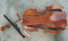 Kaputtes Cello